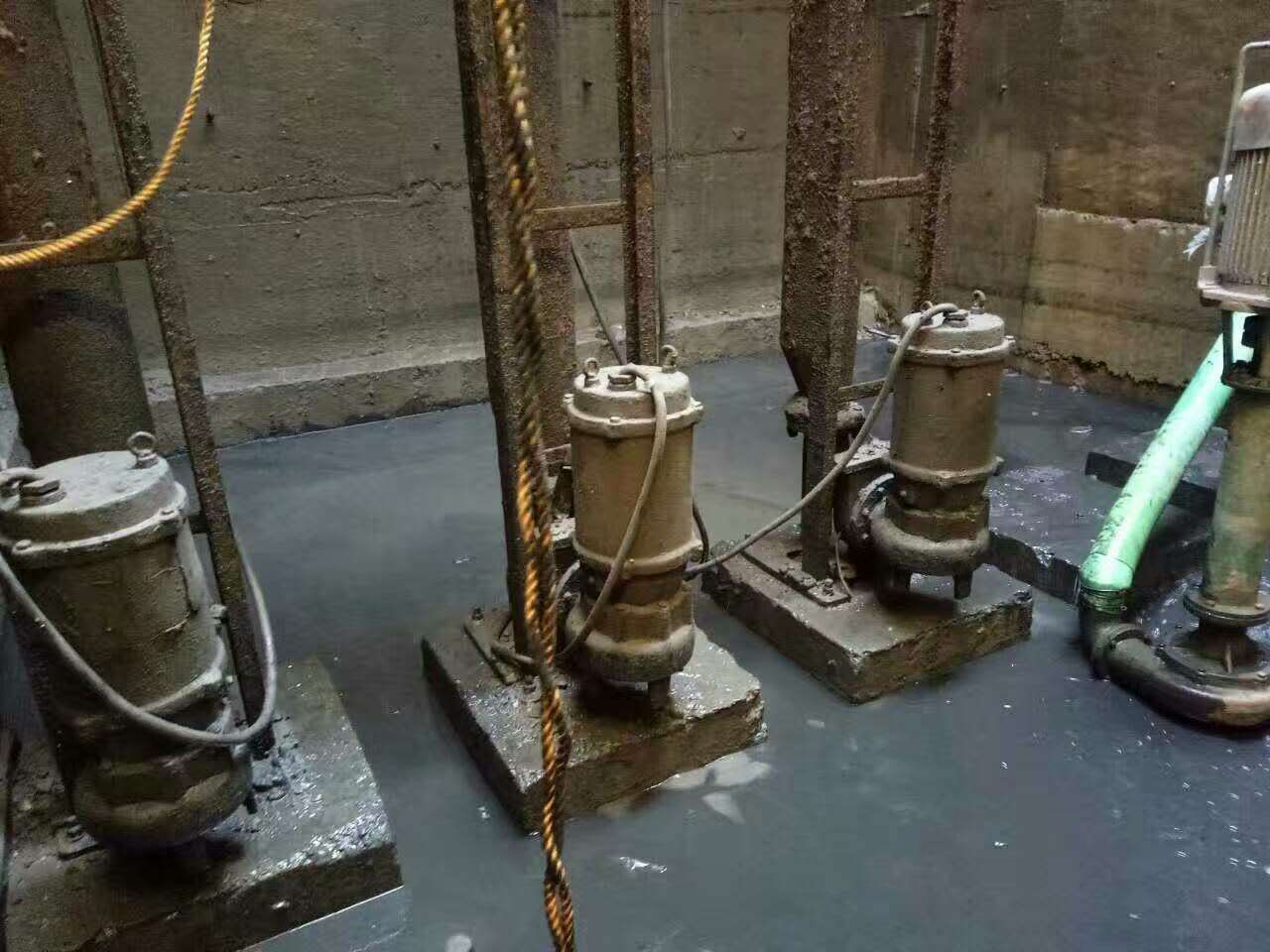 伊春污水池清理